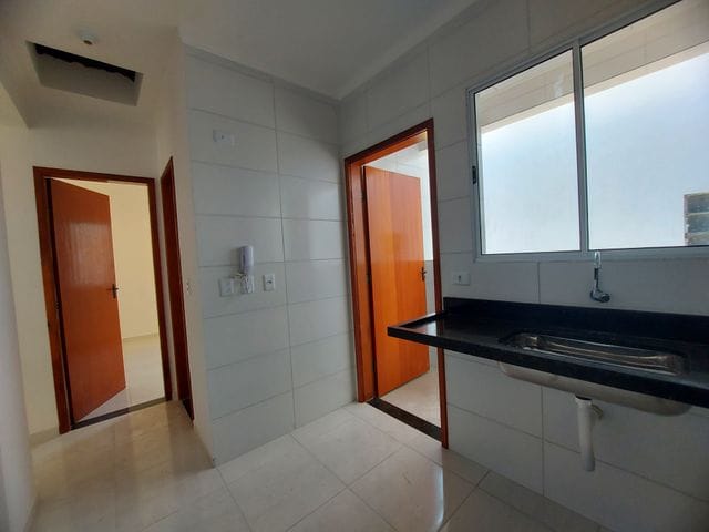 Casa com 52m² 2 quartos e 1 banheiro, à venda, no bairro Vila Voturua em São Vicente
