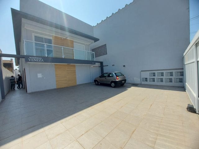 Casa com 52m² 2 quartos e 1 banheiro, à venda, no bairro Vila Voturua em São Vicente