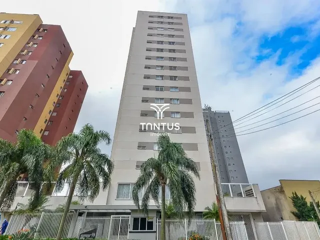 Apartamento 2 quartos e 1 banheiro, para alugar, no bairro Capão Raso em Curitiba