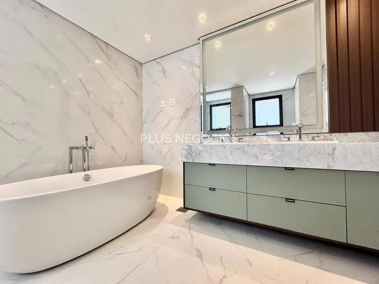 Apartamento, 3 quartos, 220 m² - Foto 29