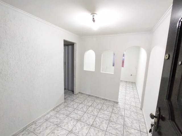 Foto do Apartamento - Apartamento para locação, 2 quartos, 1 banheiro, 52m², Cohab V - Carapicuíba/SP | Collina Imóveis