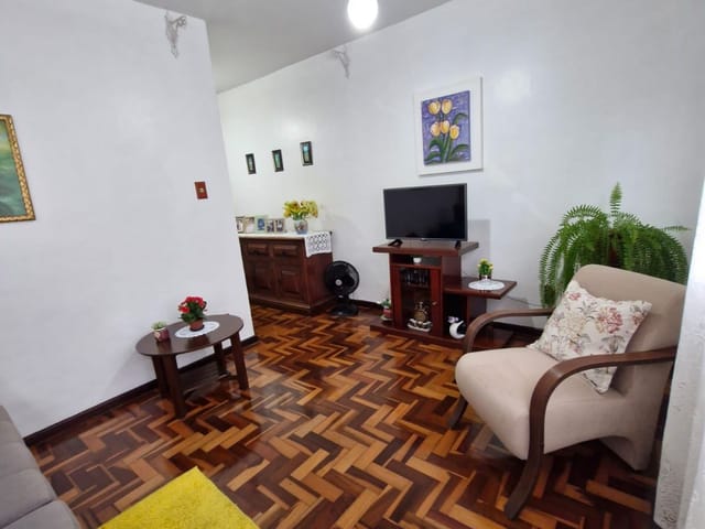 Apartamento 2 quartos e 1 banheiro, à venda, no bairro São Sebastião em Petrópolis