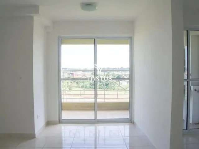 Apartamento 2 quartos e 1 banheiro, para alugar, no bairro Emiliano Perneta em Pinhais