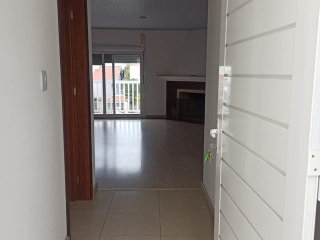 Apartamento 2 quartos e 1 banheiro, para alugar, no bairro Fragata em Pelotas