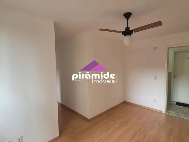 Apartamento com 45m² 1 quarto e 1 banheiro, para alugar, no bairro Parque Industrial em Rua José Cobra