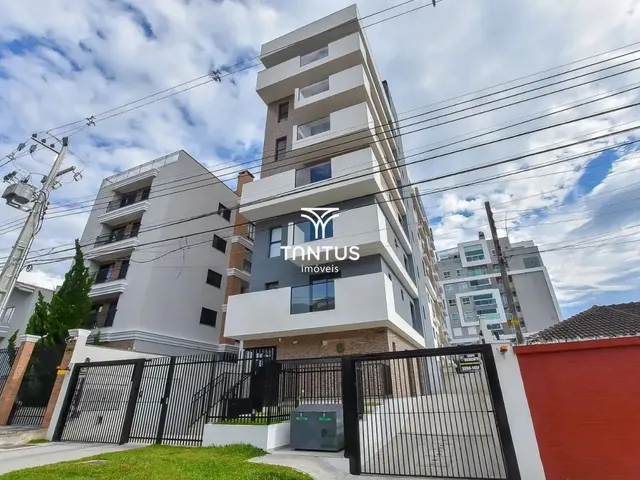 Apartamento 2 quartos e 2 banheiros, para alugar, no bairro Vila Izabel em Curitiba