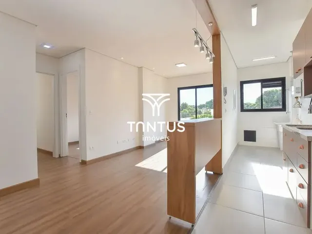 Apartamento 2 quartos e 2 banheiros, para alugar, no bairro Vila Izabel em Curitiba