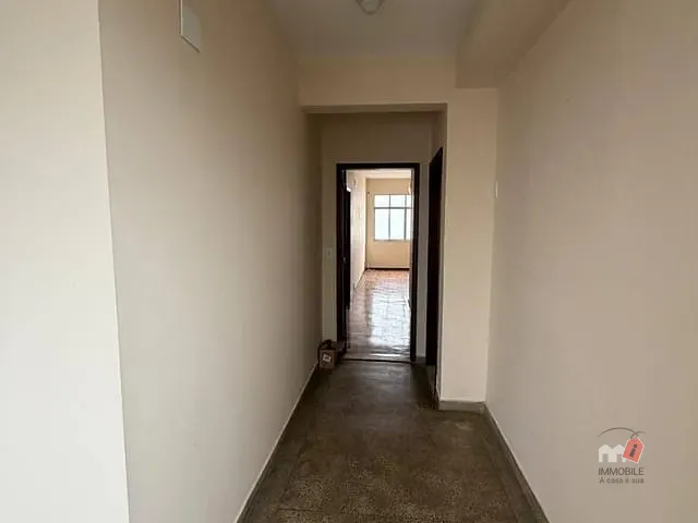 Apartamento 3 quartos e 1 banheiro, para alugar, no bairro Centro em Petrópolis