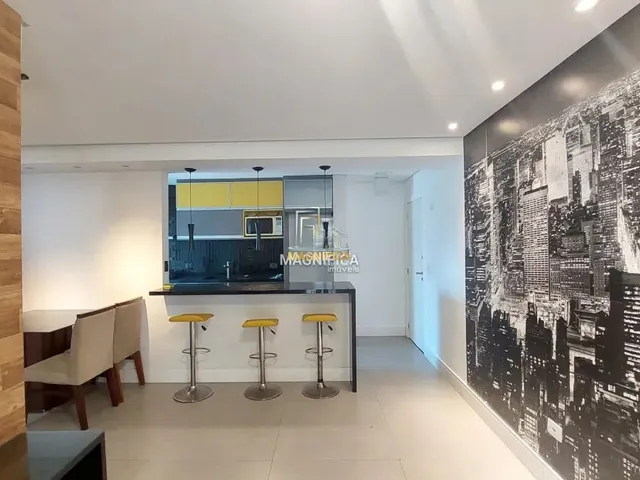 Apartamento 3 quartos e 3 banheiros, à venda, no bairro Novo Mundo em Curitiba