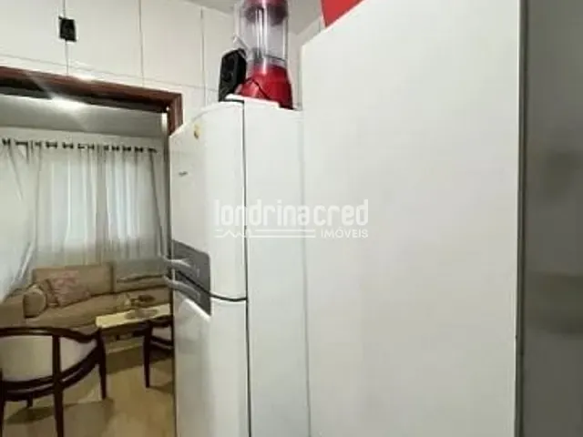 Apartamento 2 quartos e 1 banheiro, à venda, no bairro Andrade em Londrina