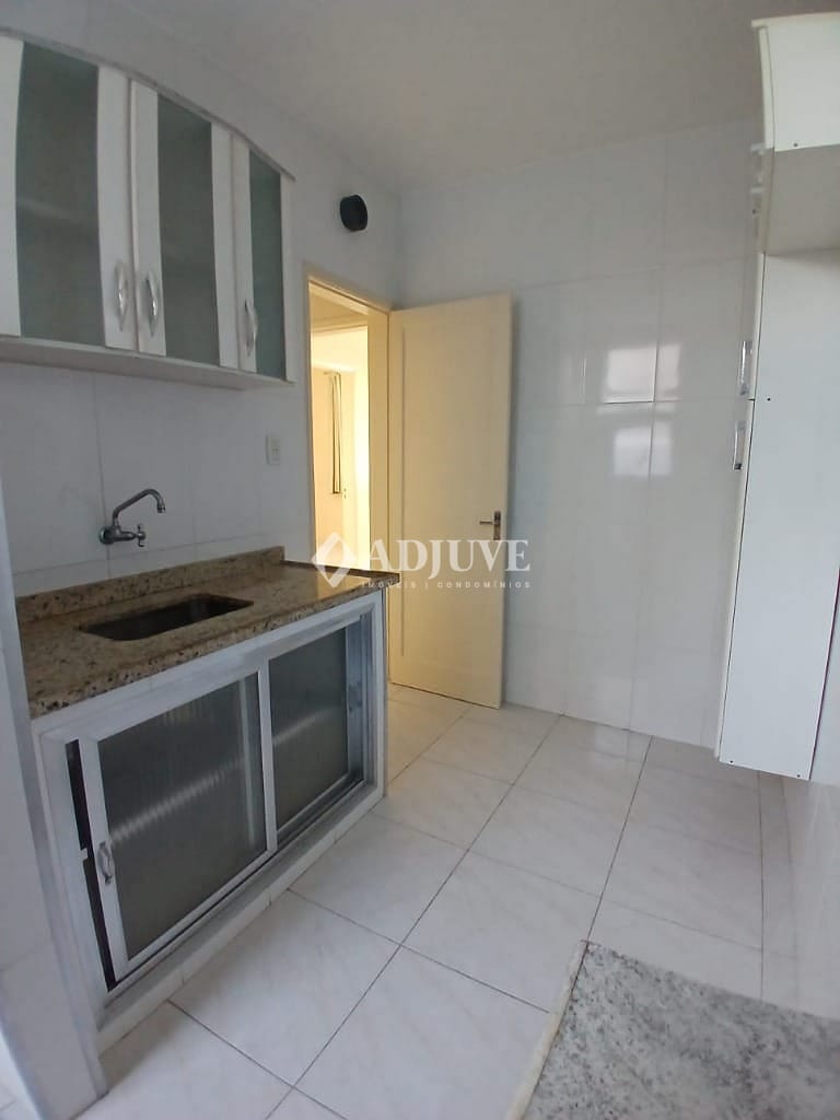 Apartamento à venda com 2 quartos, 49m² - Foto 14