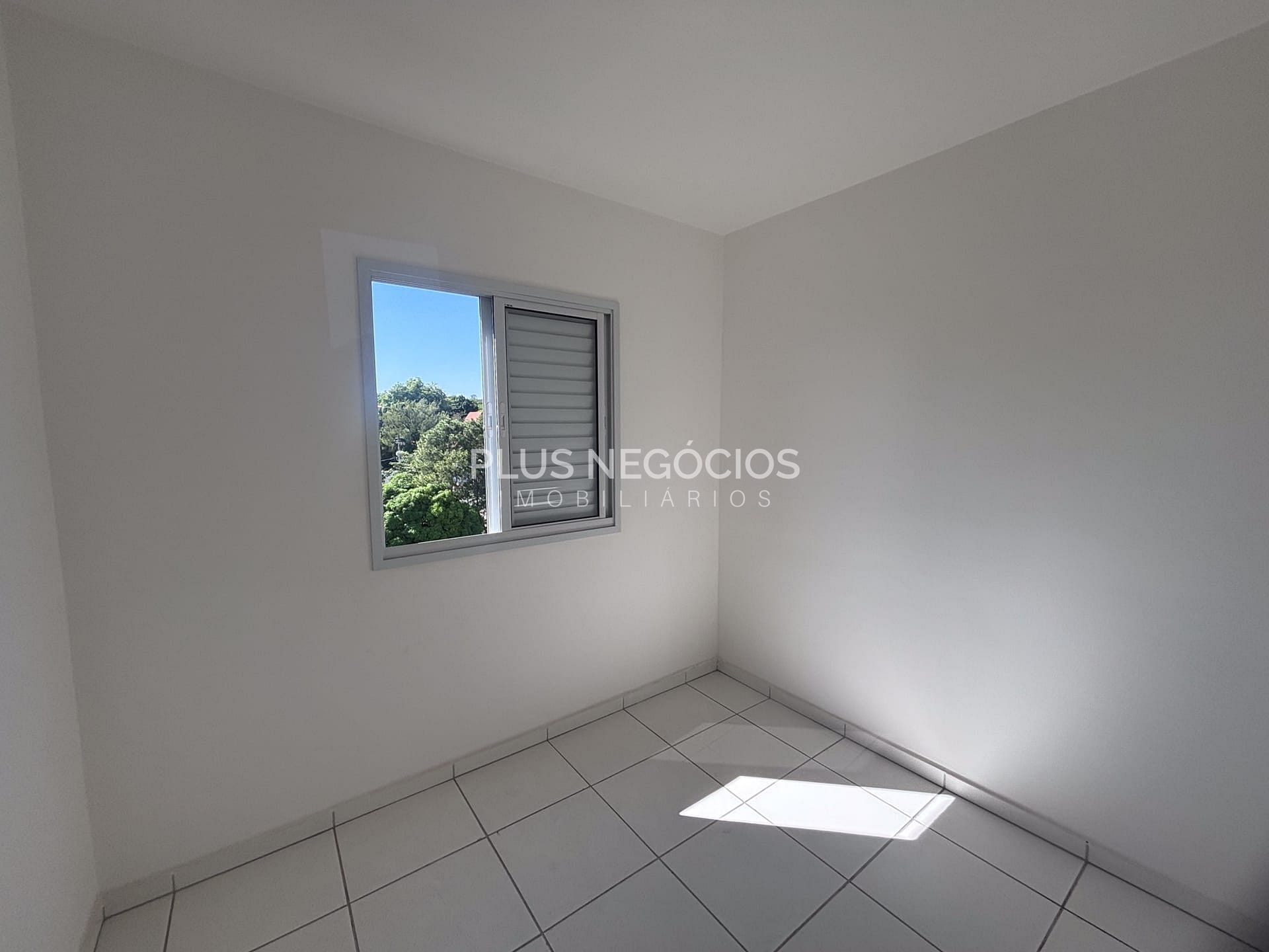 Apartamento à venda com 2 quartos, 41m² - Foto 3