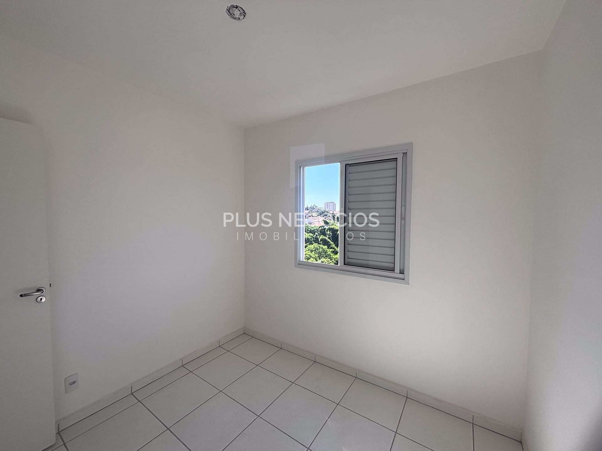 Apartamento à venda com 2 quartos, 41m² - Foto 4