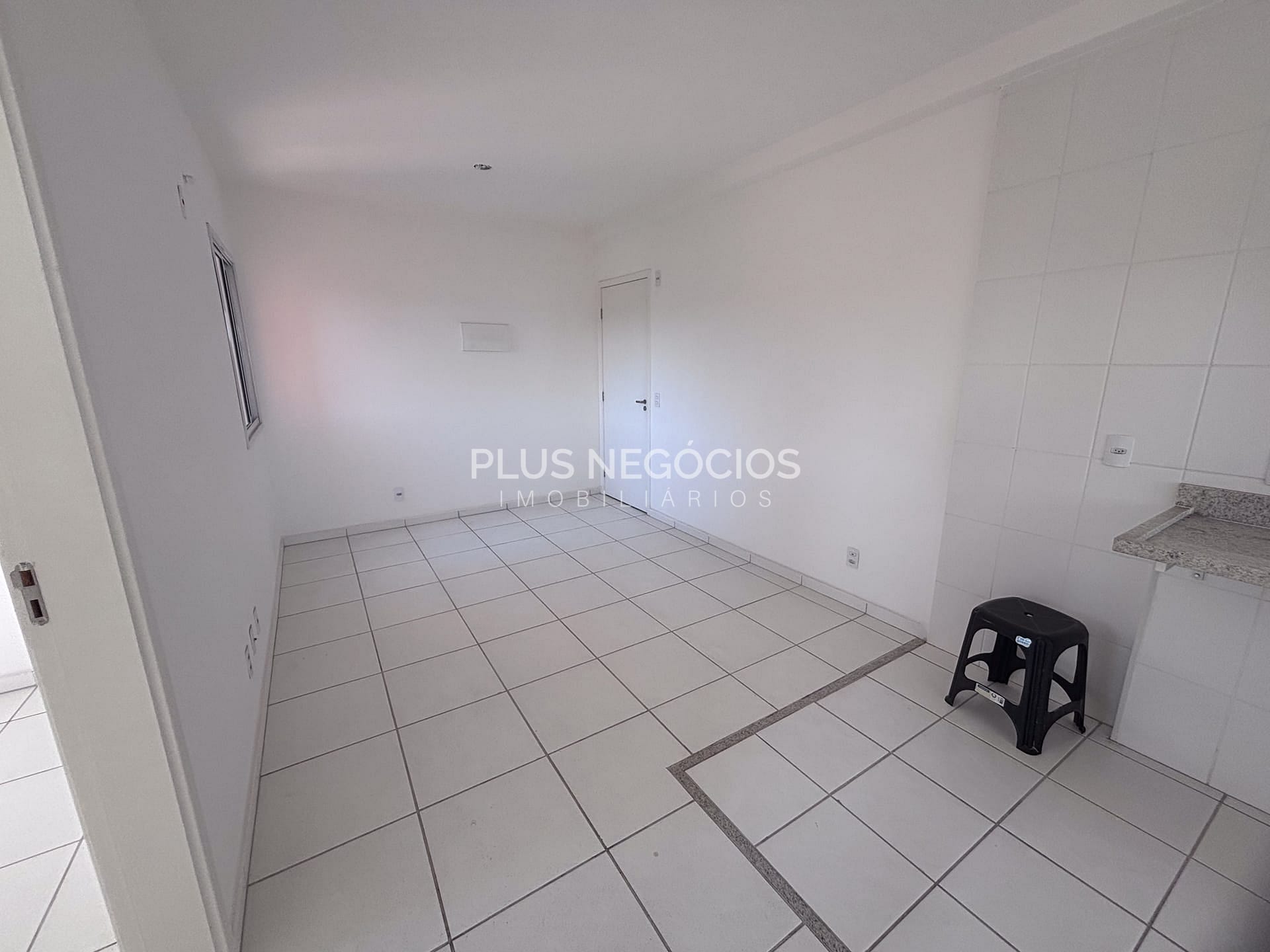 Apartamento à venda com 2 quartos, 41m² - Foto 17