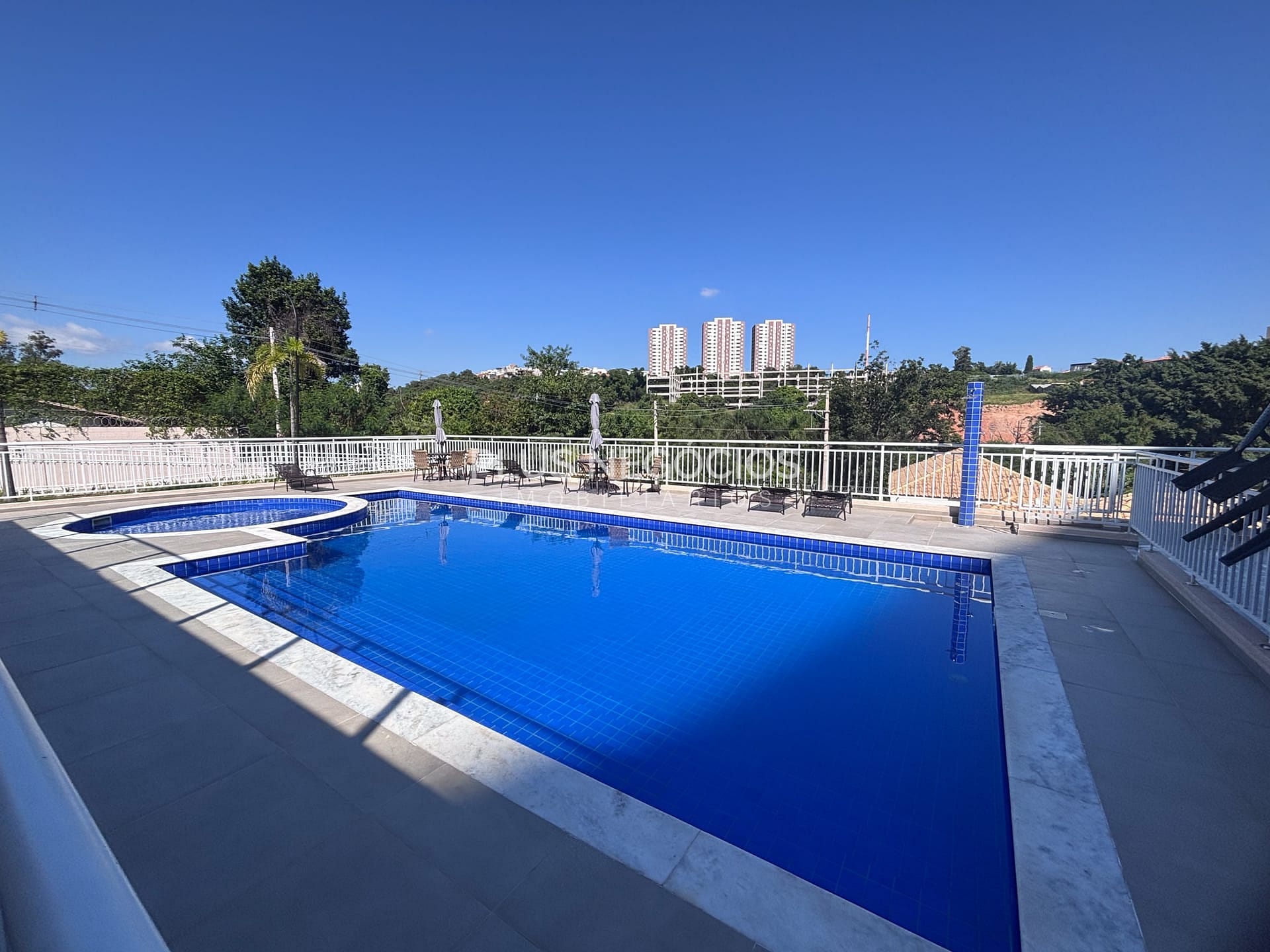 Apartamento à venda com 2 quartos, 41m² - Foto 34