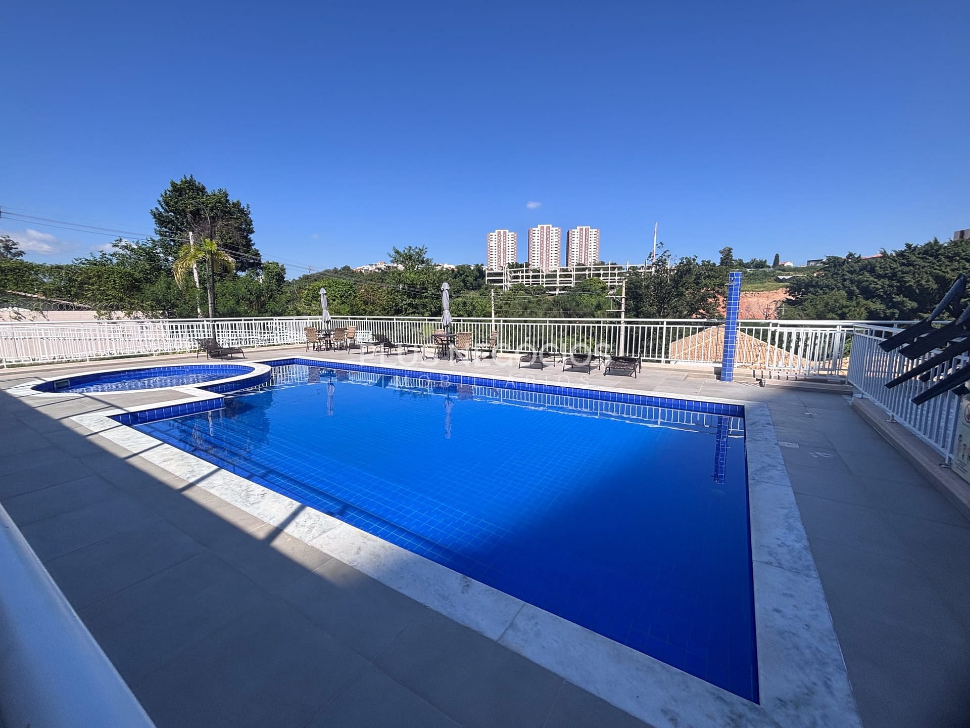 Apartamento à venda com 2 quartos, 41m² - Foto 35