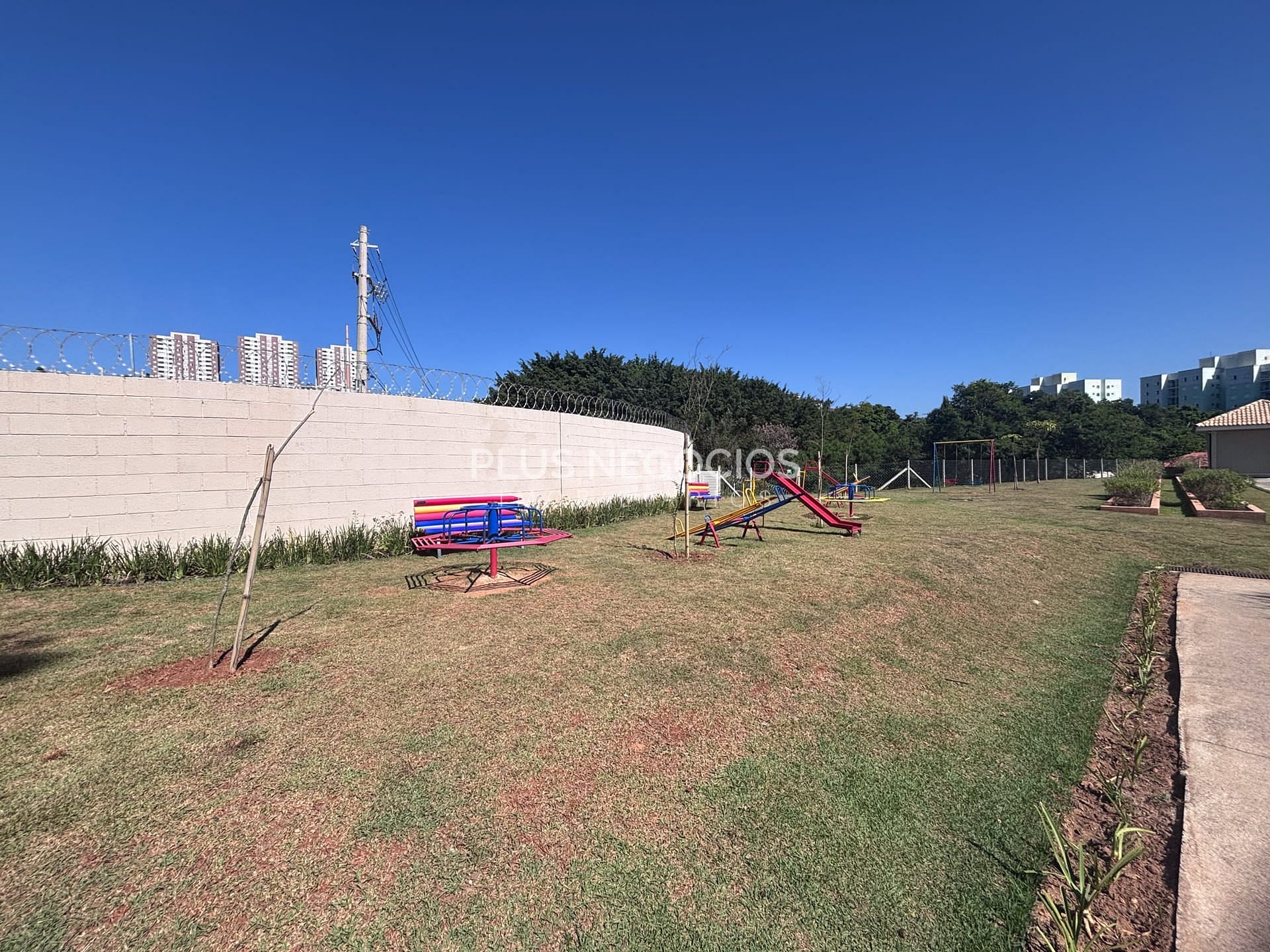 Apartamento à venda com 2 quartos, 41m² - Foto 42