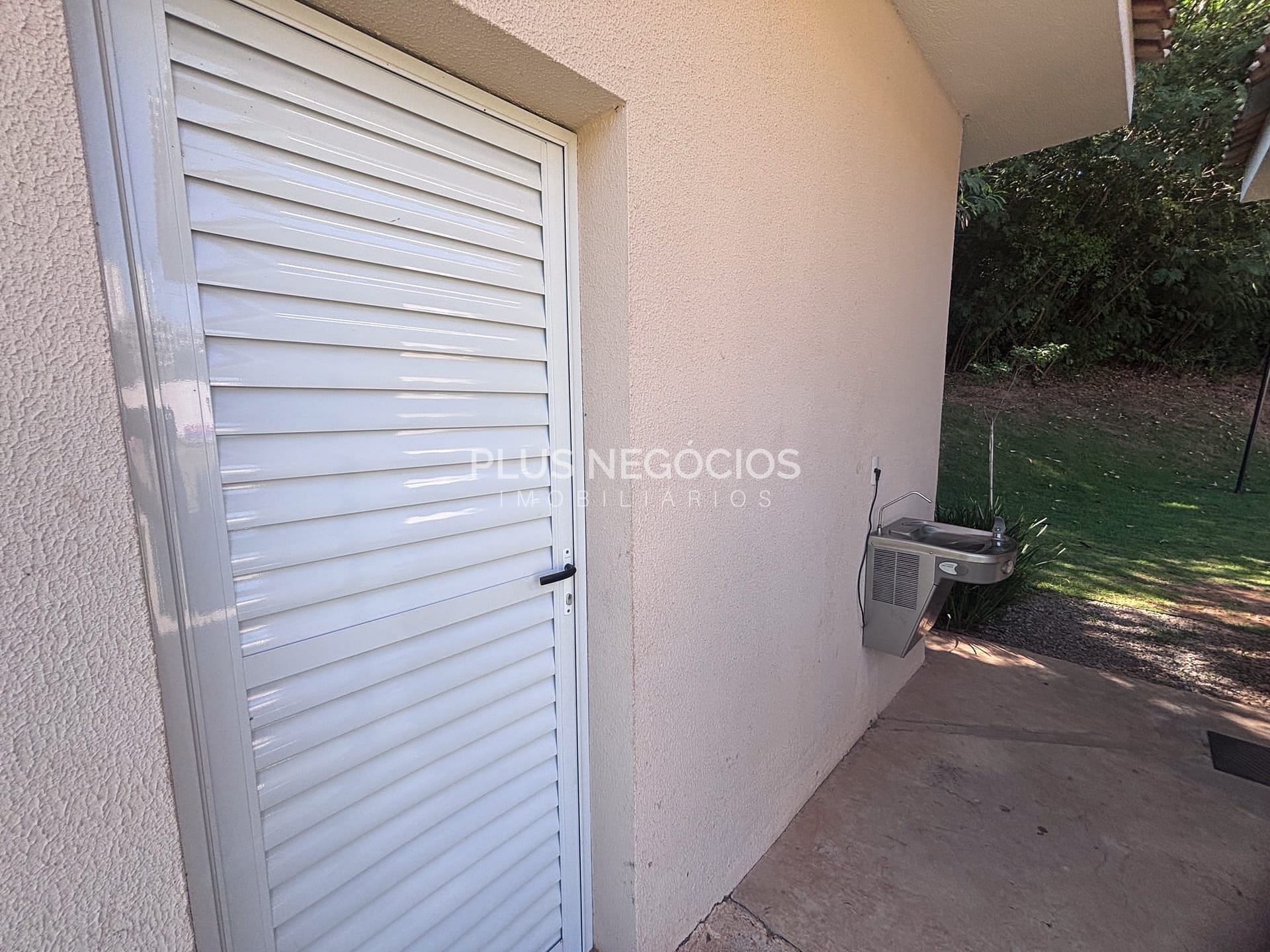 Apartamento à venda com 2 quartos, 41m² - Foto 47
