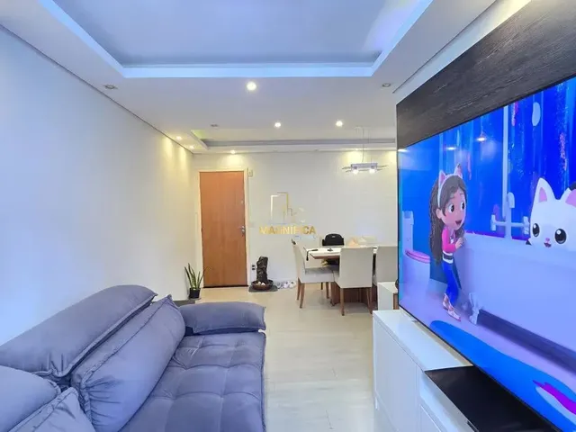 Apartamento 3 quartos e 1 banheiro, à venda, no bairro Campo Comprido em Curitiba