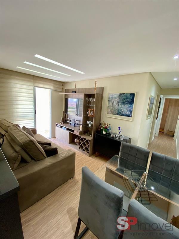 Apartamento à venda com 2 quartos, 59m² - Foto 10