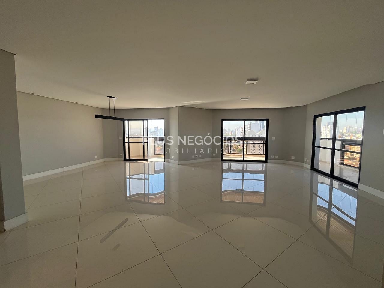 Apartamento à venda com 3 quartos, 316m² - Foto 7