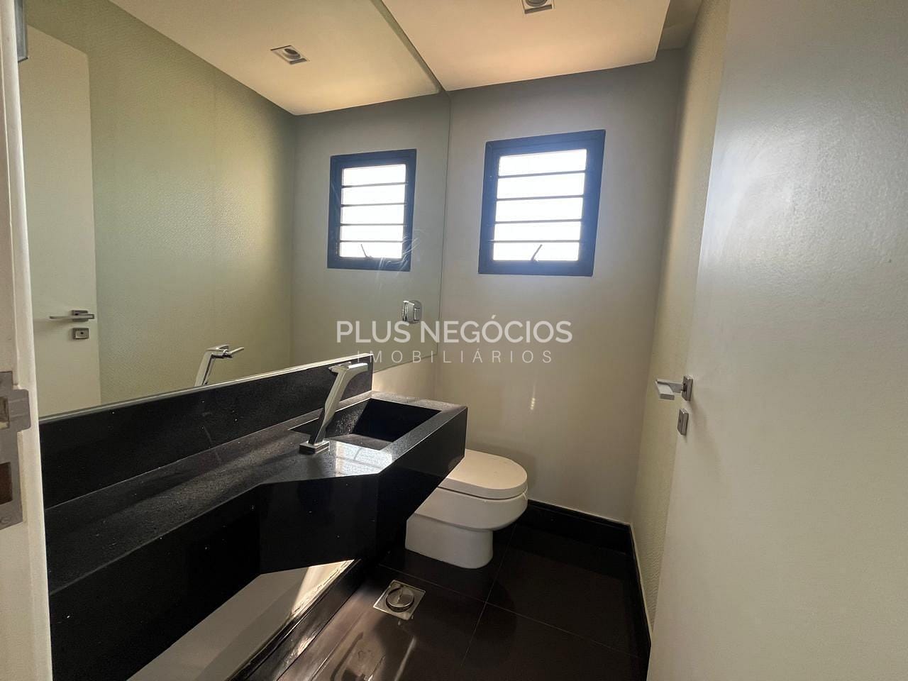 Apartamento à venda com 3 quartos, 316m² - Foto 25