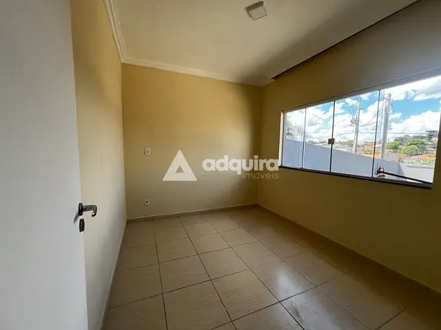 Apartamento 2 quartos e 1 banheiro, para alugar, no bairro Uvaranas em Ponta Grossa