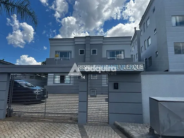 Apartamento 2 quartos e 1 banheiro, para alugar, no bairro Uvaranas em Ponta Grossa