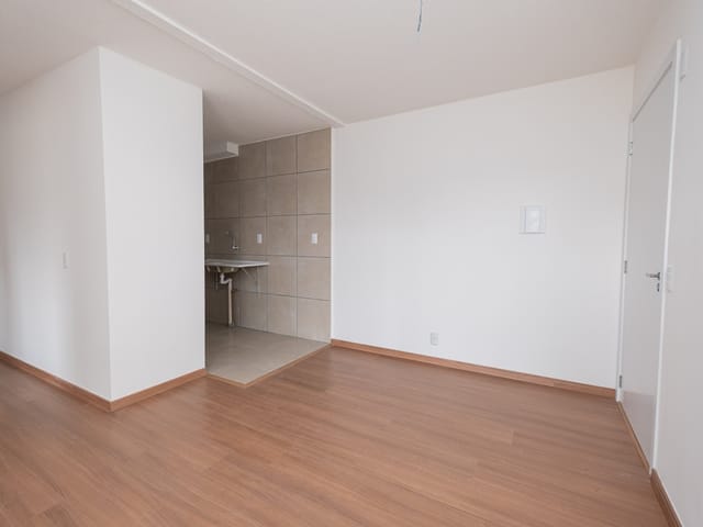 Apartamento 2 quartos e 1 banheiro, para alugar, no bairro Fragata em Pelotas