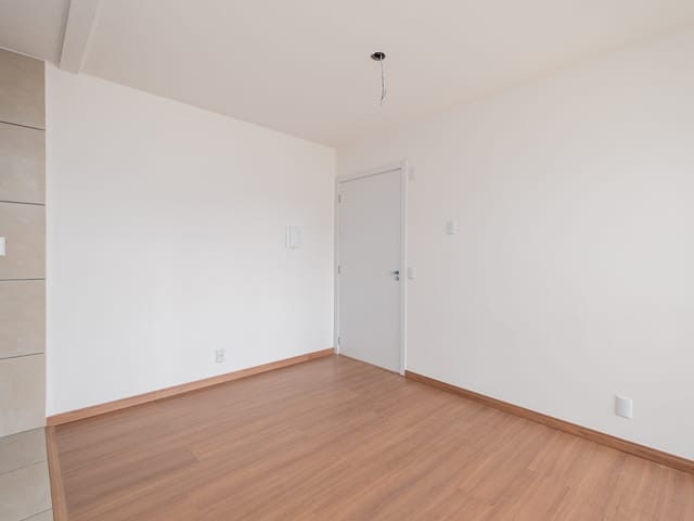 Apartamento 2 quartos e 1 banheiro, para alugar, no bairro Fragata em Pelotas