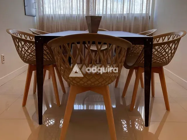 Apartamento 2 quartos e 2 banheiros, para alugar, no bairro Centro em Ponta Grossa