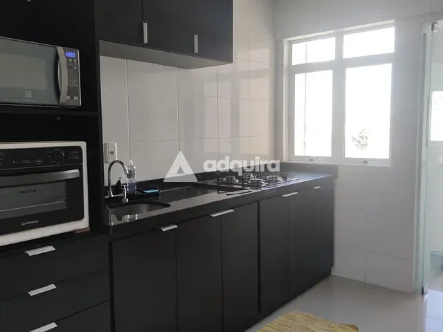 Apartamento 2 quartos e 2 banheiros, para alugar, no bairro Centro em Ponta Grossa