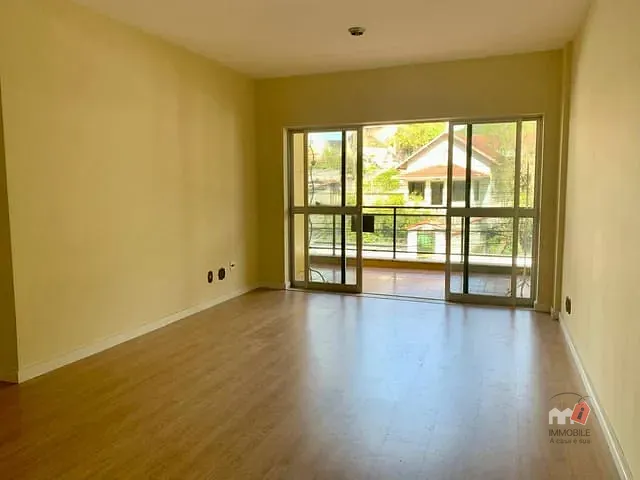 Apartamento 3 quartos e 3 banheiros, à venda, no bairro Saldanha Marinho em Petrópolis