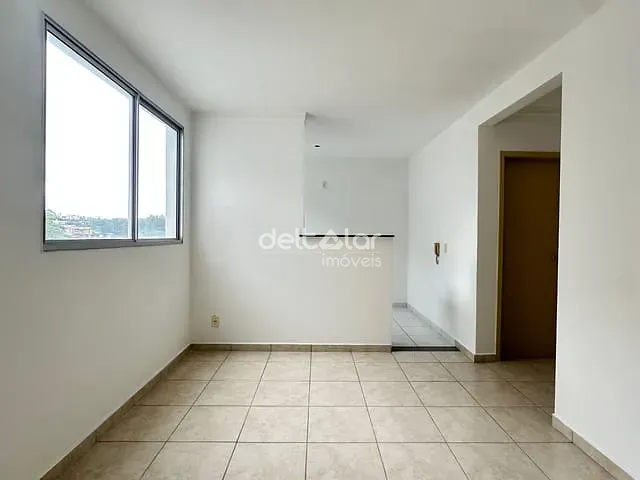 Apartamento com 45m² 2 quartos e 1 banheiro, à venda, no bairro Planalto em Belo Horizonte