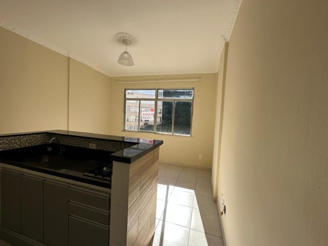 Apartamento 1 quarto e 1 banheiro, para alugar, no bairro Centro em Petrópolis