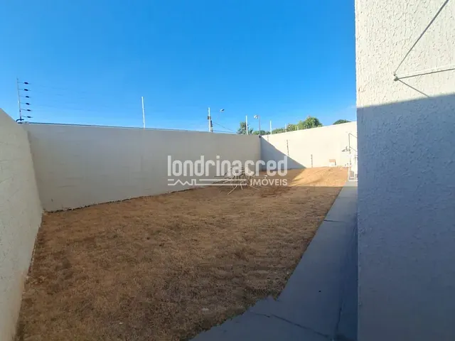 Apartamento com 116m² 3 quartos e 1 banheiro, à venda, no bairro Olímpico em Londrina