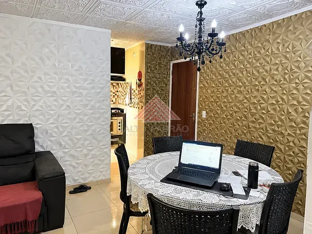 Apartamento 2 quartos e 1 banheiro, à venda, no bairro Jardim Ipê em Mauá