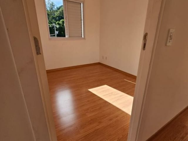 Apartamento com 47m² 2 quartos e 1 banheiro, à venda, no bairro Jardim Isis em Cotia