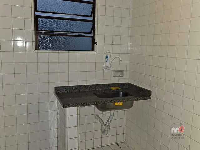 Apartamento 1 quarto e 1 banheiro, para alugar, no bairro Centro em Petrópolis