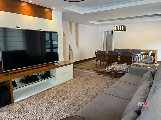 Apartamento 4 quartos e 5 banheiros, à venda, no bairro Centro em Petrópolis