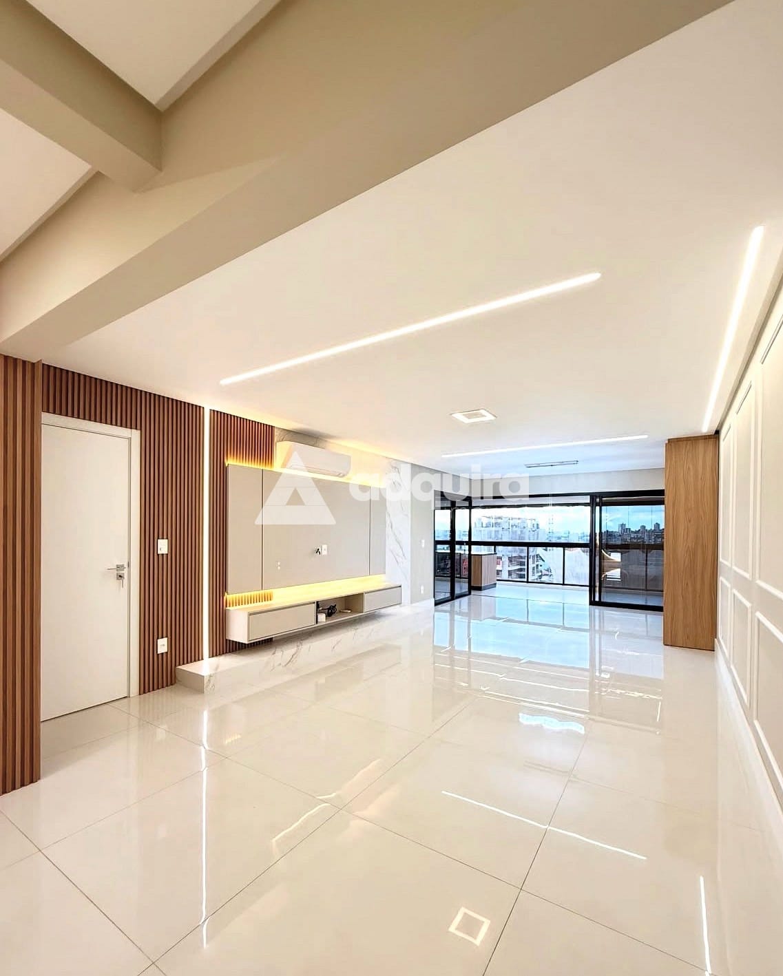 Apartamento, 3 quartos, 212 m² - Foto 1