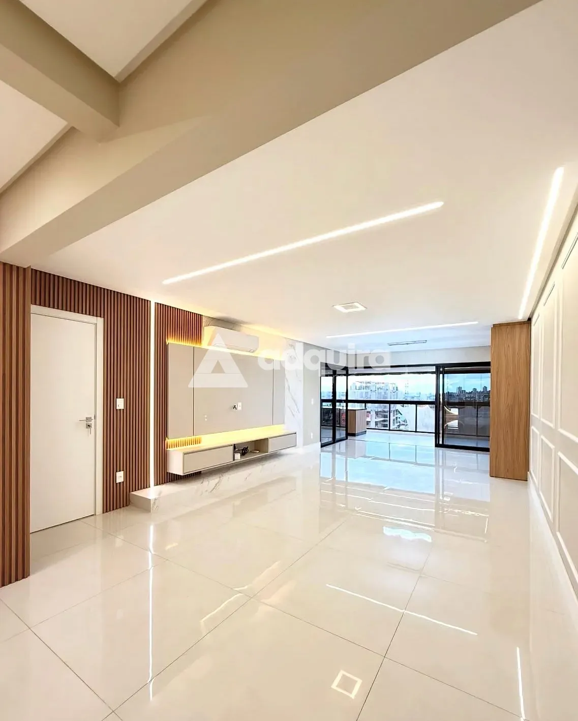 Apartamento, 3 quartos, 212 m² - Foto 1