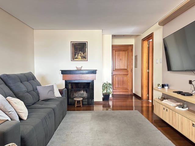 Apartamento 3 quartos e 3 banheiros, à venda, no bairro Centro em Pelotas
