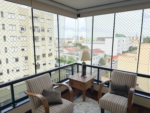 Apartamento 3 quartos e 3 banheiros, à venda, no bairro Centro em Pelotas