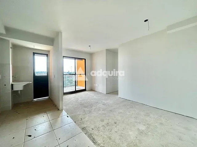 Apartamento com 100m² 3 quartos e 1 banheiro, à venda, no bairro Contorno em Ponta Grossa