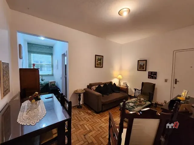 Apartamento 1 quarto e 2 banheiros, à venda, no bairro Centro em Petrópolis