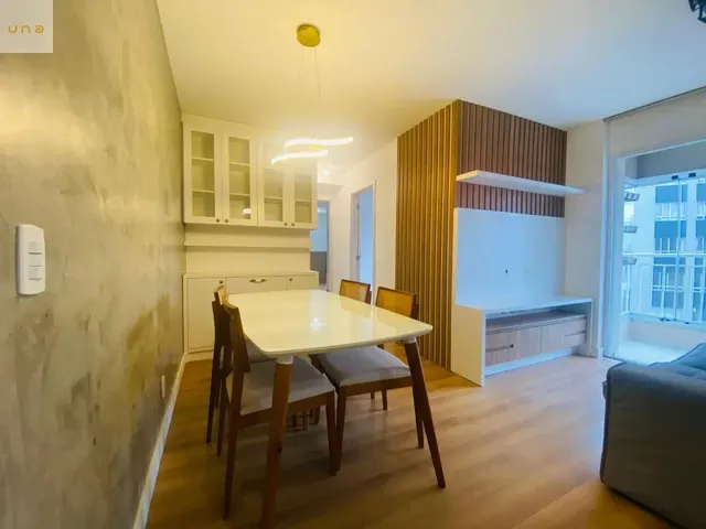 Apartamento 2 quartos e 2 banheiros, para alugar, no bairro Portão em Curitiba