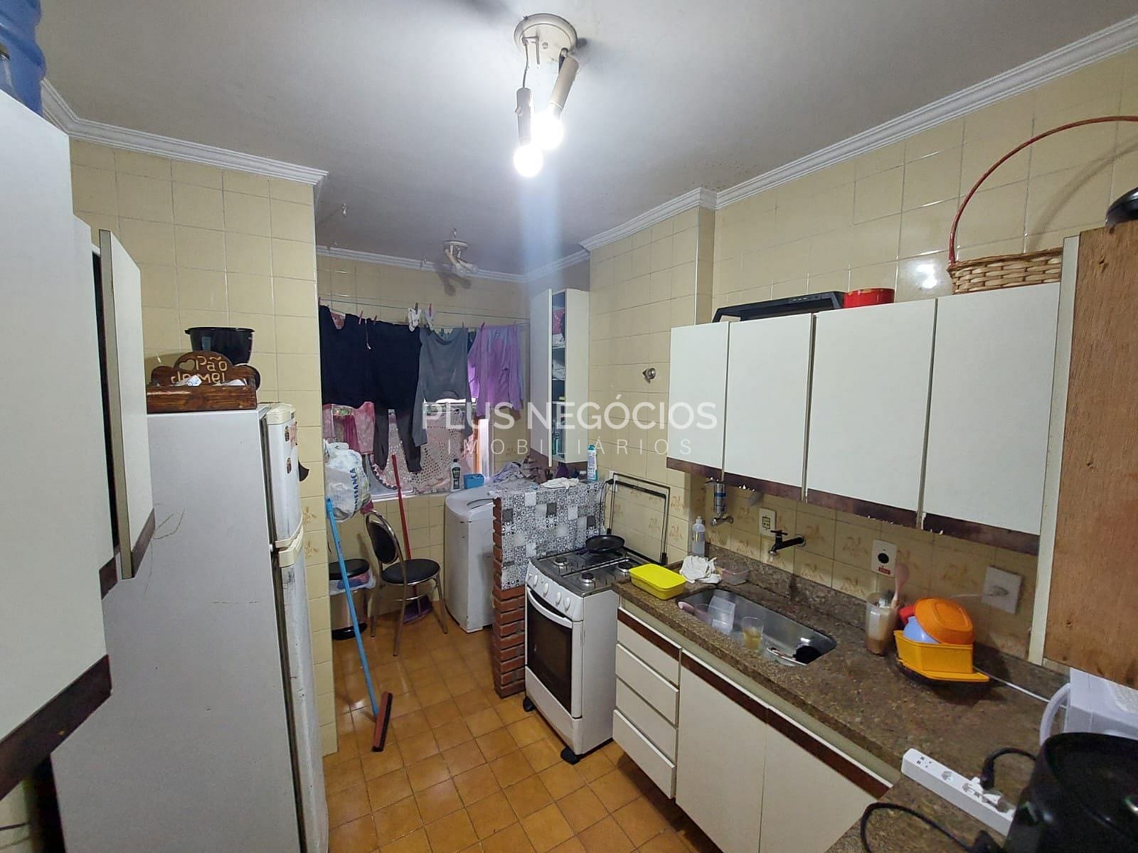 Apartamento à venda com 2 quartos, 70m² - Foto 11