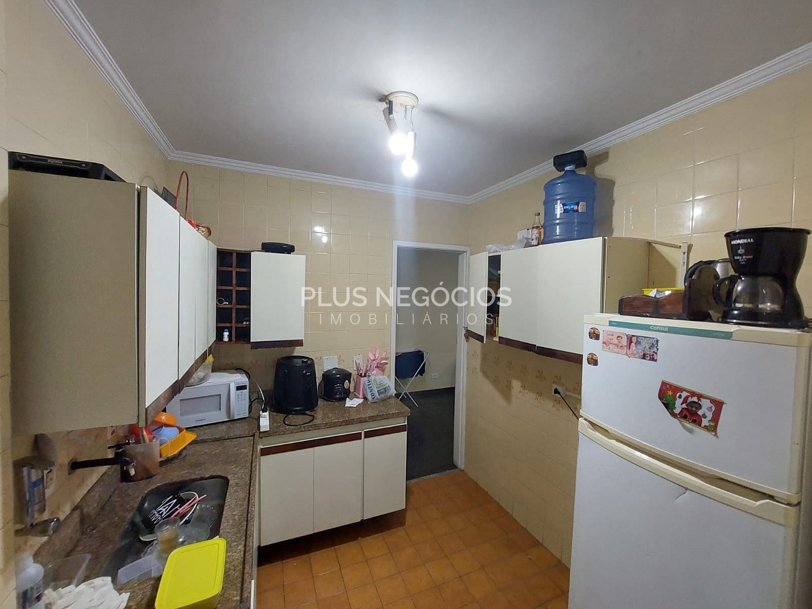 Apartamento à venda com 2 quartos, 70m² - Foto 13
