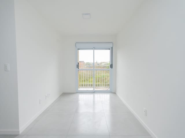 Foto do Apartamento - Apartamento para Locação no Aveiro – 2 Quartos, Vaga de Garagem Privativa, Conforto e Localização Privilegiada em Pelotas | UP Imóveis
